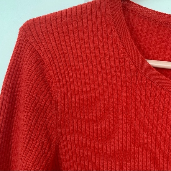 ANTONIO MELANI RED LONG SLEEVE KNIT SWEATER - Picture 2 of 5